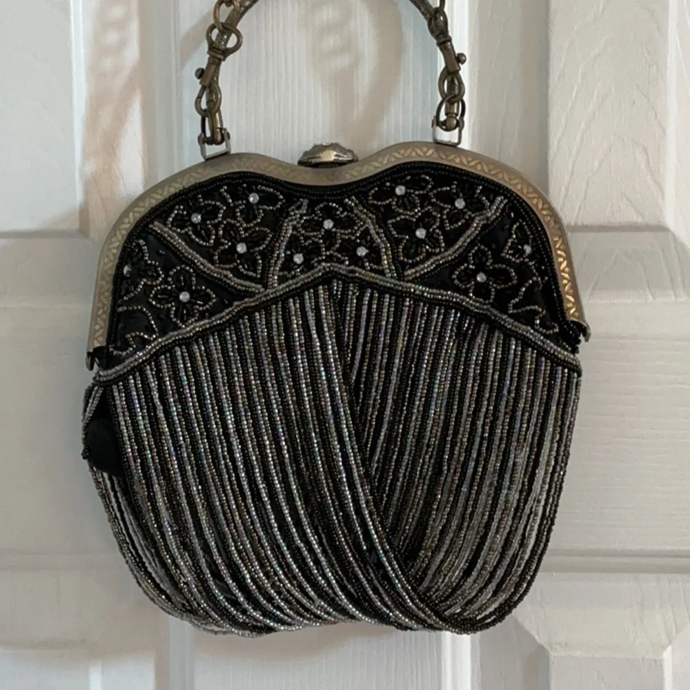 Vintage-Inspired Black Beaded Fringe Evening Bag